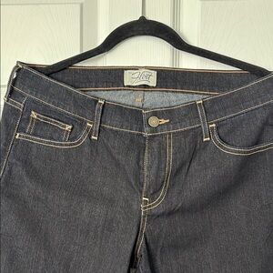 Old Navy Dark Wash Straight Leg Jeans Classic Style